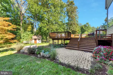 8910 Spring Ave, Lanham, MD 20706 photo 6