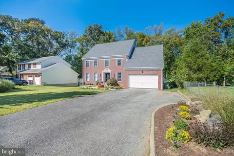 8910 Spring Ave, Lanham, MD 20706 photo 3