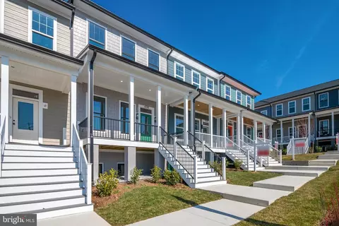 4006 Gallatin St, Hyattsville, MD 20781