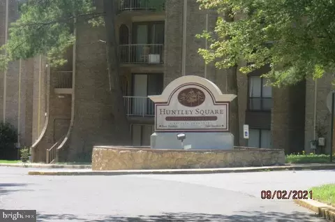 3330 Huntley Square Dr #T-2, Temple Hills, MD 20748