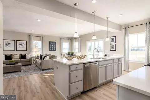 15515 Twin River Cir #G040, Bowie, MD 20716