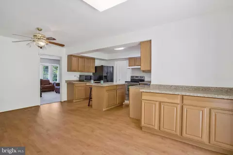 12212 Shadetree Ln, Laurel, MD 20708 photo 14