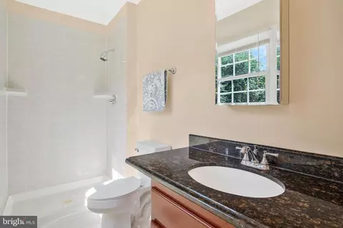 12212 Shadetree Ln, Laurel, MD 20708 photo 22