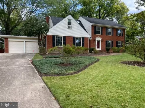 248 Inverness Ln, Fort Washington, MD 20744