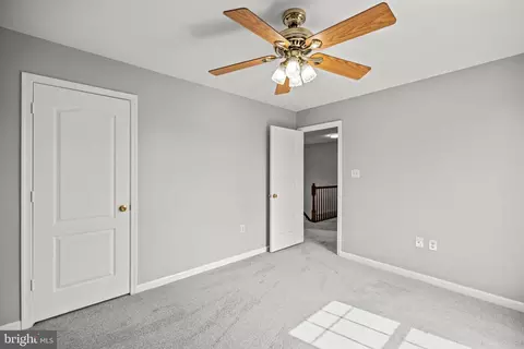 8209 Bathgate Ct, Clinton, MD 20735 photo 32