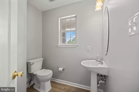 8209 Bathgate Ct, Clinton, MD 20735 photo 20