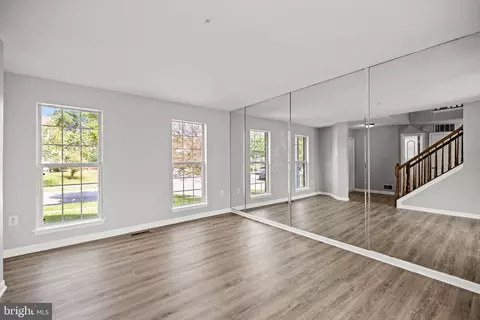 8209 Bathgate Ct, Clinton, MD 20735 photo 8