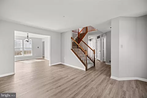 8209 Bathgate Ct, Clinton, MD 20735 photo 6