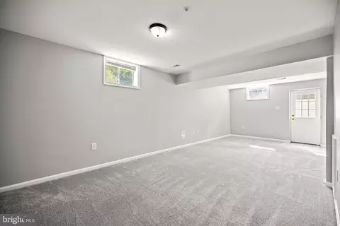 8209 Bathgate Ct, Clinton, MD 20735 photo 38