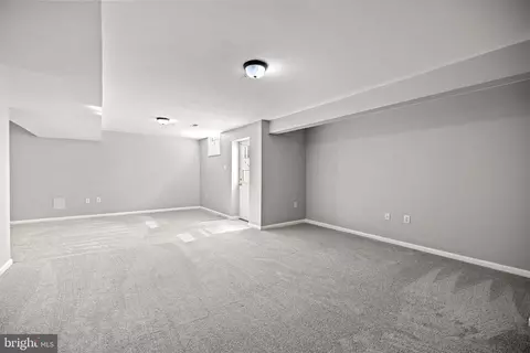 8209 Bathgate Ct, Clinton, MD 20735 photo 40