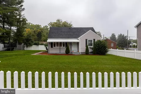 7804 Putnam Ln, District Heights, MD 20747