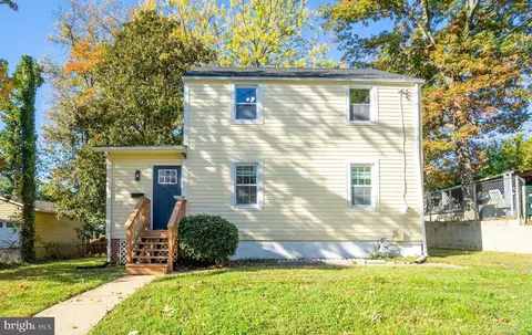 7002 Taylor Ter, Hyattsville, MD 20784