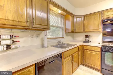 11509 Coralroot Ct, Bowie, MD 20721 photo 24