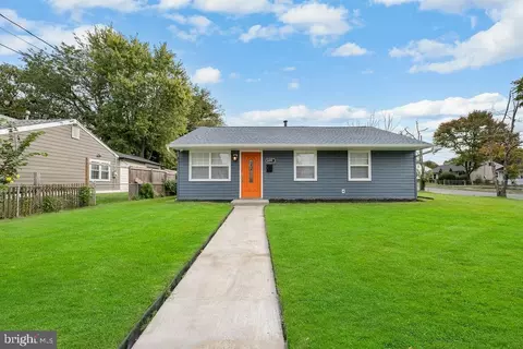 6810 Haven Ave, Oxon Hill, MD 20745