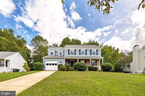 9109 Mchenry Ln, Lanham, MD 20706