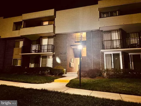 10204 Prince Pl #3-207, Marlboro, MD 20774
