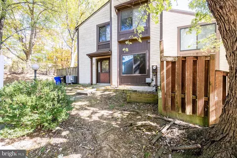 7310 Split Rail Ln, Laurel, MD 20707 photo 4