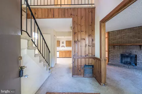 7310 Split Rail Ln, Laurel, MD 20707 photo 6