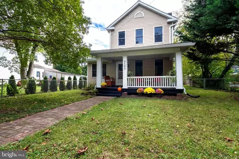 5105 Decatur St, Hyattsville, MD 20781