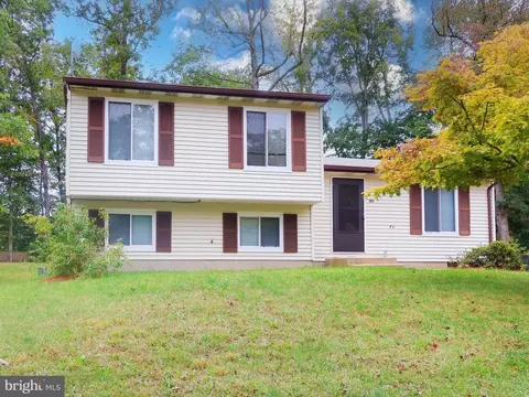 9310 Linhurst Dr, Clinton, MD 20735