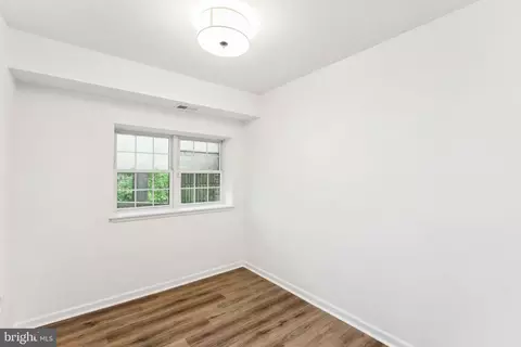 8050 Sandy Spring Rd, Laurel, MD 20707 photo 20