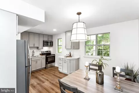 8050 Sandy Spring Rd, Laurel, MD 20707 photo 7