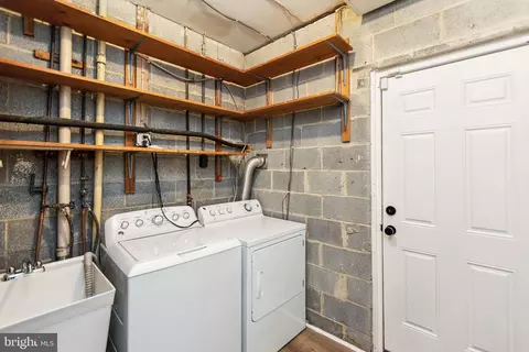 8050 Sandy Spring Rd, Laurel, MD 20707 photo 22