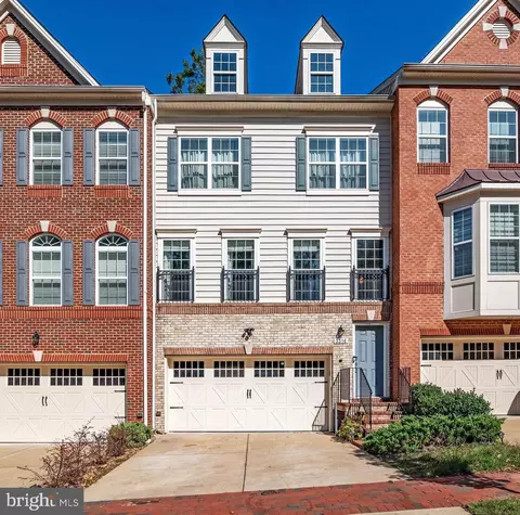 3316 Shalbourne Ln, Marlboro, MD 20774