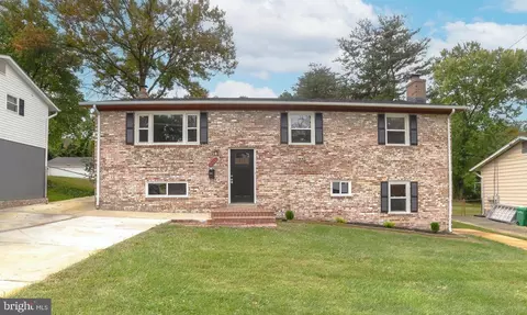 1511 Birchwood Dr, Oxon Hill, MD 20745