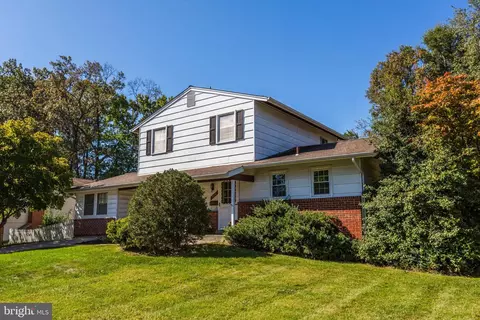 15310 Alan Dr, Laurel, MD 20707 photo 2