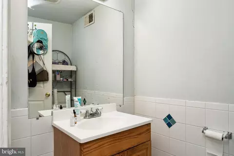 8502 8504 Adelphi Rd, Adelphi, MD 20783 photo 17