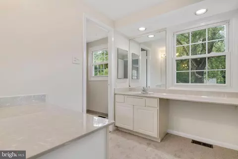 8758 Oxwell Ln, Laurel, MD 20708 photo 21