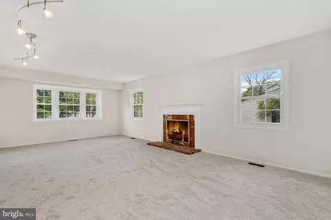 8758 Oxwell Ln, Laurel, MD 20708 photo 11
