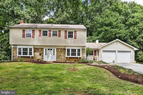 8758 Oxwell Ln, Laurel, MD 20708 photo 2