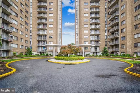 1836 Metzerott Rd #204, Adelphi, MD 20783