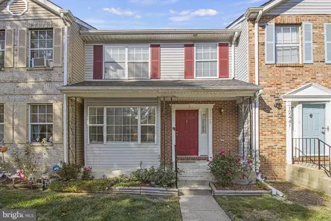 12443 Old Colony Dr, Marlboro, MD 20772