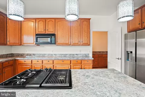 10105 Elgin Cir, Bowie, MD 20721 photo 17