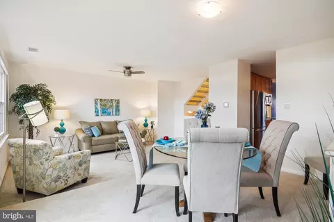 8244 Northview Ct, Laurel, MD 20707 photo 3