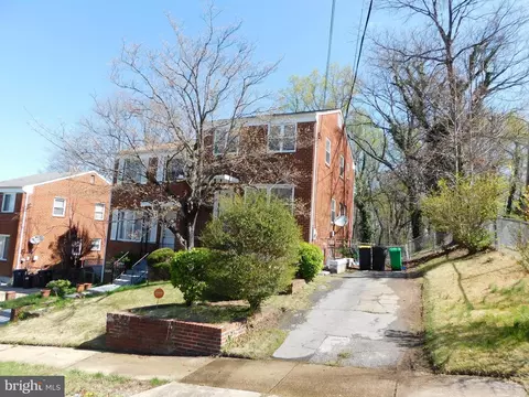 3624 Dixon St, Temple Hills, MD 20748