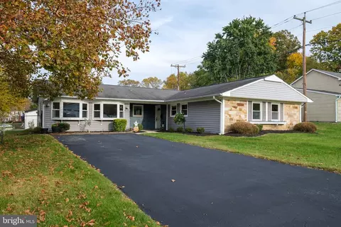 4305 Regent Ln, Bowie, MD 20715