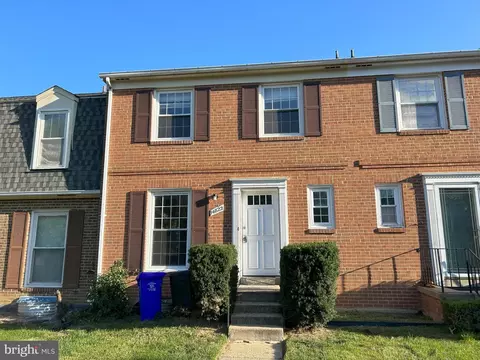 14822 Belle Ami Dr #12, Laurel, MD 20707