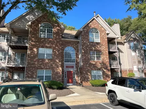 9716 Lake Pointe Ct #303, Marlboro, MD 20774