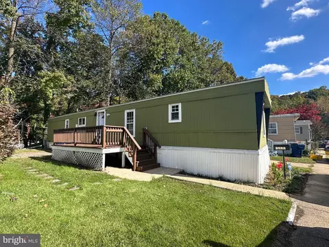 9522 Beech Park St, Capitol Heights, MD 20743