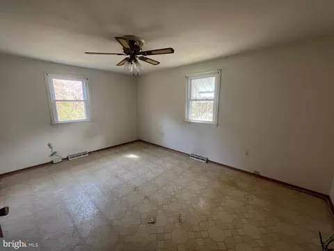 14705 S Springfield Rd, Brandywine, MD 20613 photo 11