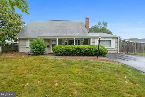 3911 Winchester Ln, Bowie, MD 20715 photo 1