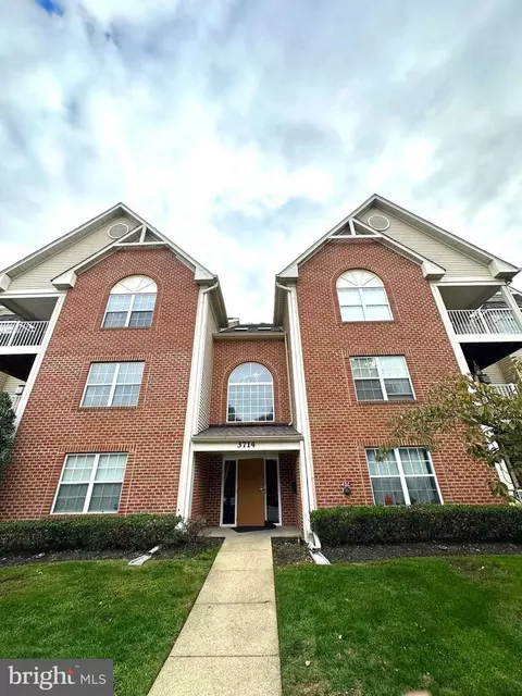 3714 Excalibur Ct #302, Bowie, MD 20716