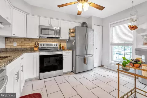 14551 London Ln, Bowie, MD 20715