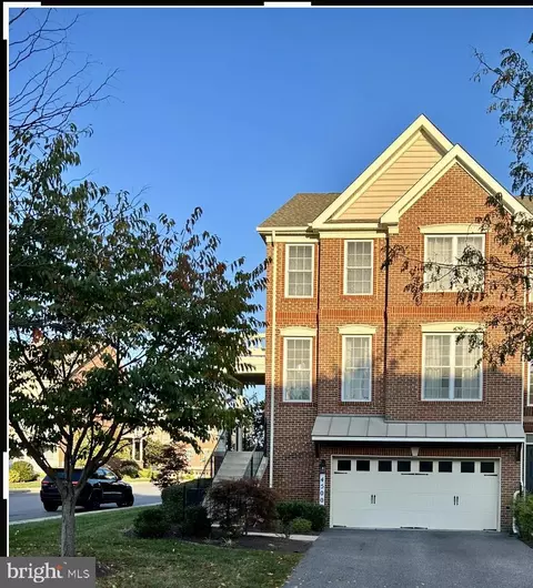 4500 Thoroughbred Dr, Marlboro, MD 20772