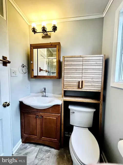 1043 Harrison Dr, Laurel, MD 20707 photo 16