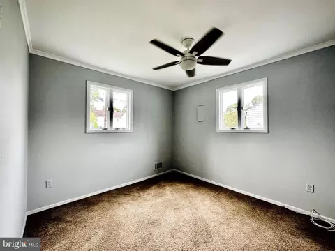 1043 Harrison Dr, Laurel, MD 20707 photo 12